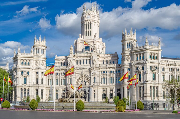 View,Of,The,Iconic,Palacio,De,Cibeles,(cybele,Palace),,In